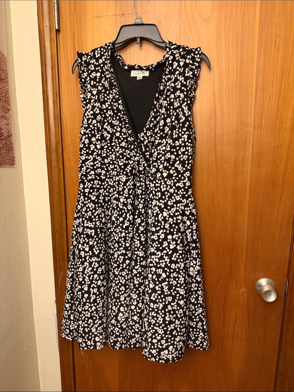 Black and White Floral V-Neck Midi Dress by Loft